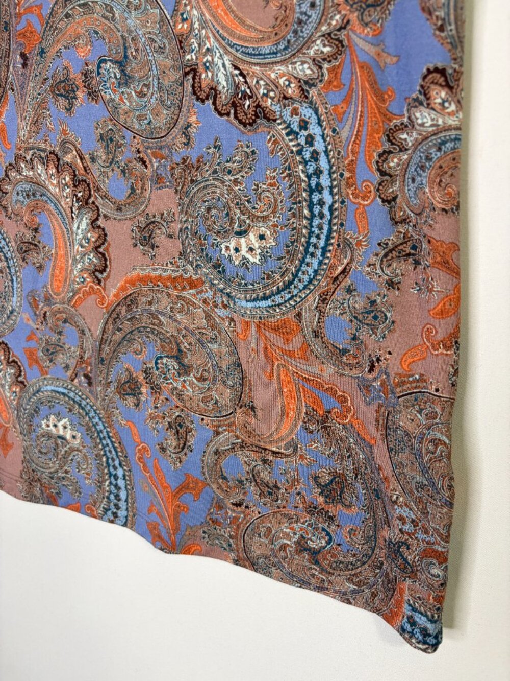 L'AGENCE Ressi Tee in French Paisley Periwinkle XL Rare NWOT New Extra Large - Picture 6 of 14